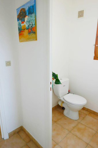 Bathroom, Chambre d hotes de la Louve, Var