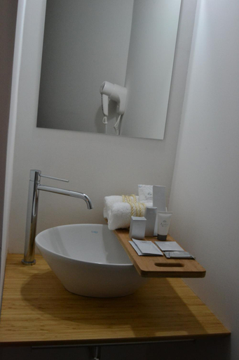 Bathroom 3, B&B Siracusa, Syracuse