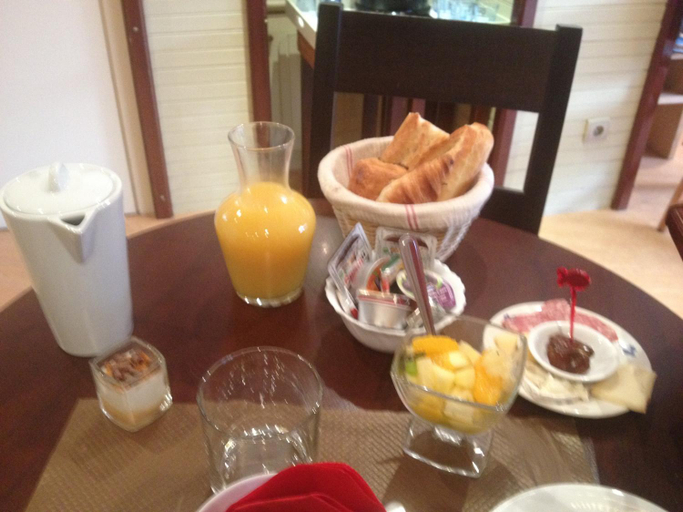 Food & Drinks 5, Hotel San Pedro, Ille-et-Vilaine