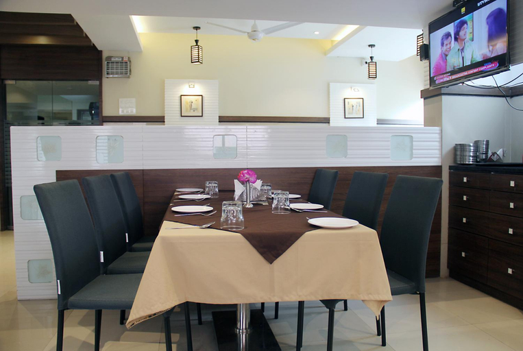 Food & Drinks 4, Hotel SaiPrasad Executive Solapur, Solapur