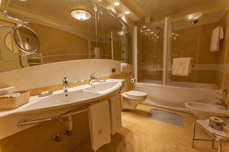 Bathroom 4, Hotel Colomba d'Oro, Verona