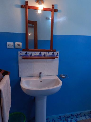 Bathroom 4, Antsirabe Hotel, Vakinankaratra