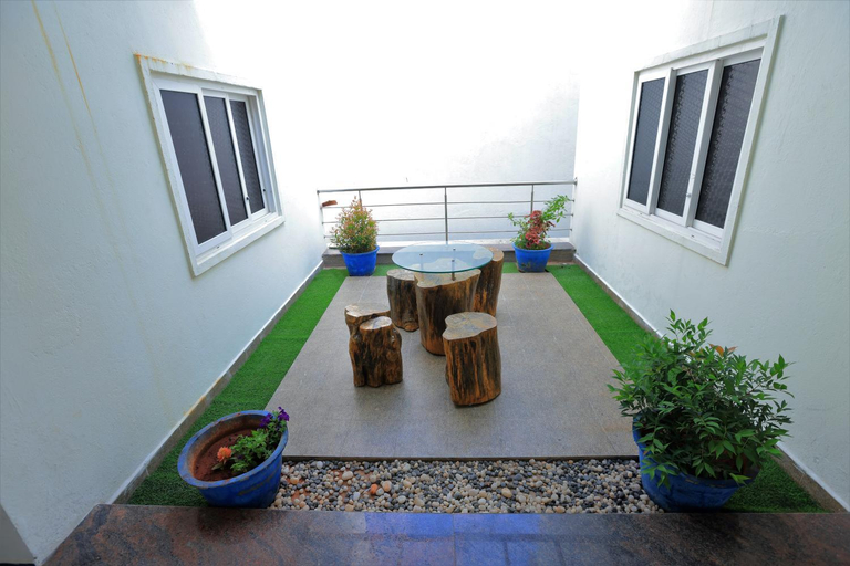 Public Area 3, Thiru Pavilion Retreat , Kancheepuram
