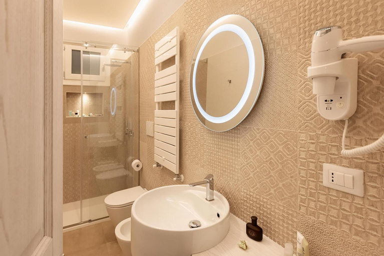 Bathroom 2, B&B Il Cortiletto, Lecce