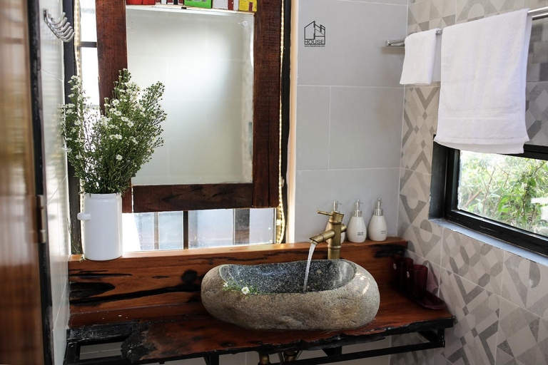 Bathroom 3, Chacahouse, Da Nang