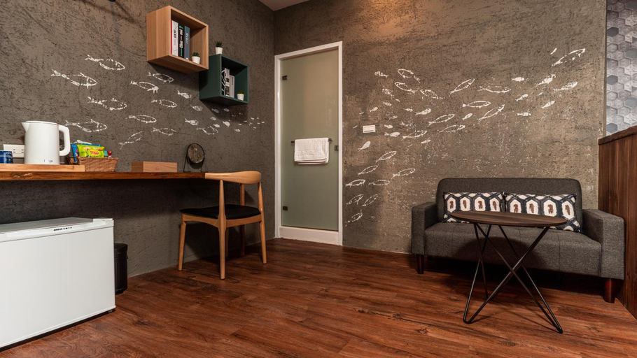 Others 5, MarbordoBnB, Pingtung