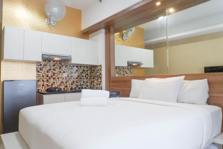 Bedroom 1, Cozy Studio Apartment Connected To Pakuwon Mall At Anderson Supermall Mansion, Surabaya