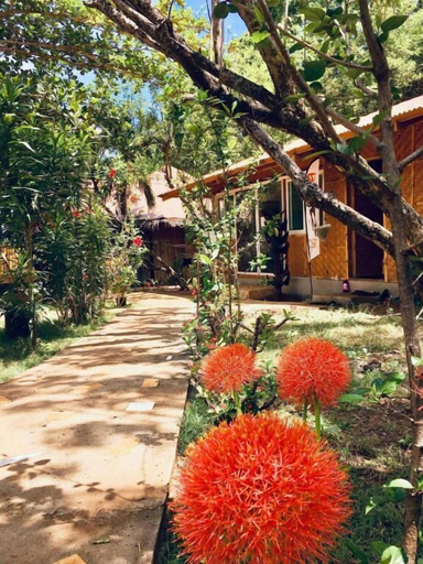 Exterior & Views 2, Toris Backpackers Paradise, San Juan