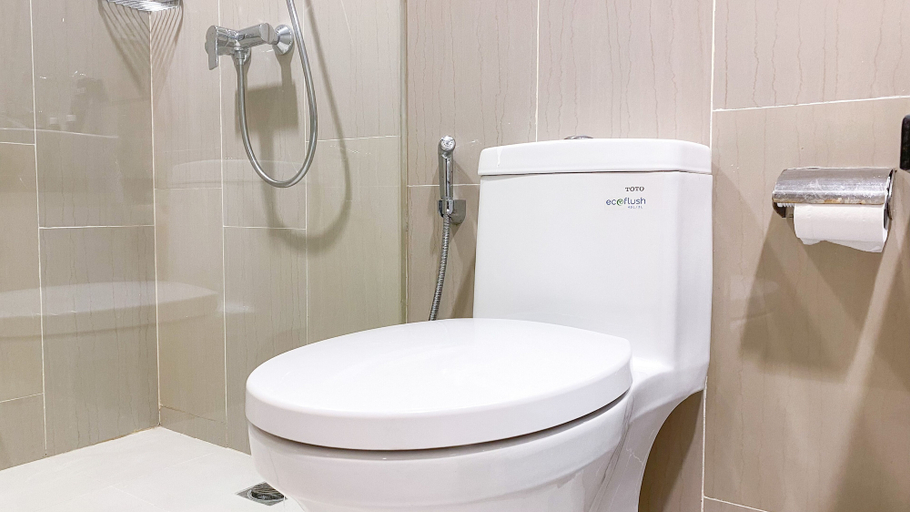 Bathroom 3, Elegant 2Br Apartment With Private Lift At The Kencana Residence, South Jakarta