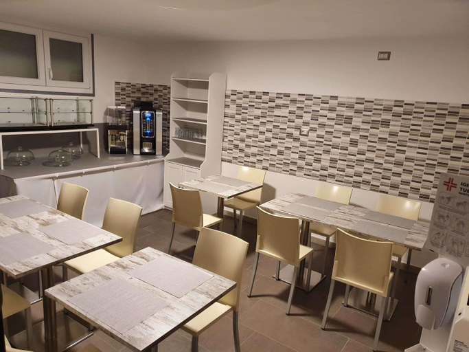 Food & Drinks 3, Foresterie Lombarde B&B Villa Ambra, Monza and Brianza