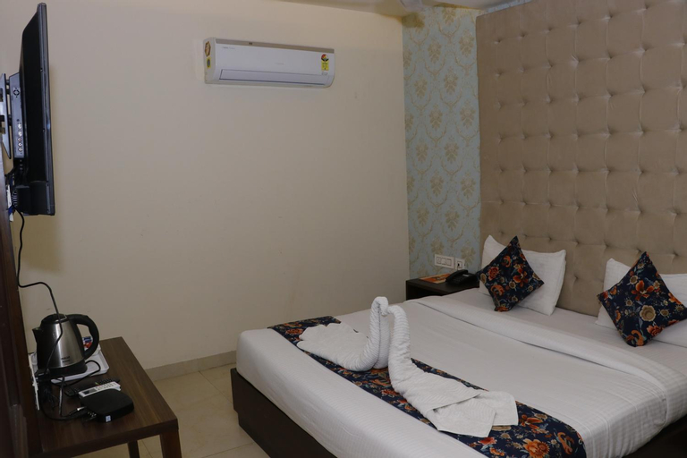 Bedroom 3, Hotel Sc Residency, Panchkula