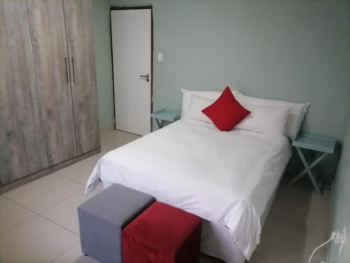 Others 2, Queens And Kings Lodge, eThekwini