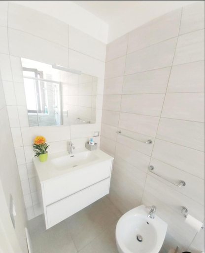 Bathroom 3, Dimora Asmara 11 15, Brindisi