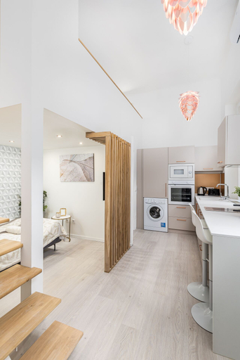 Others 5, Lovely Apartment by National Museum, Budapesti