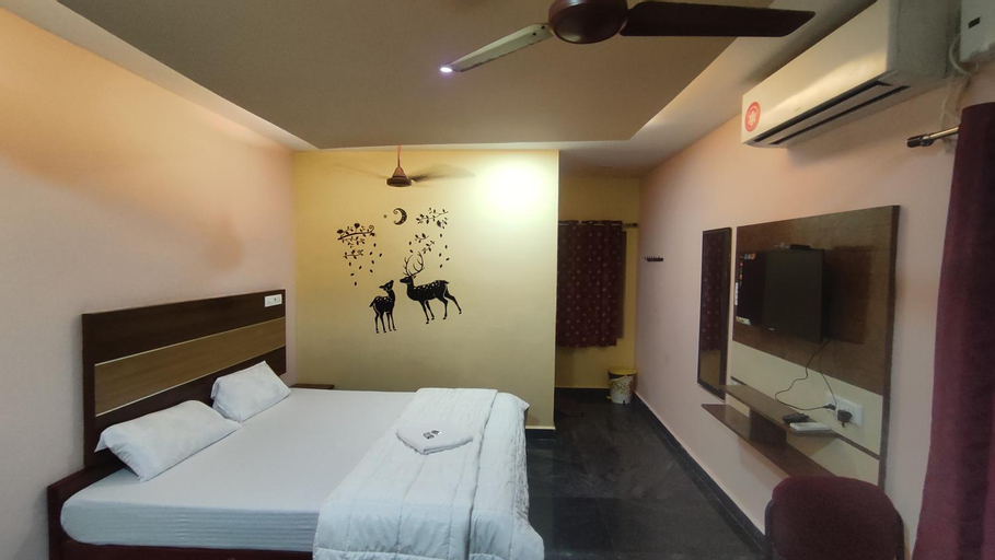 Sri Murugan beach paradise hotel , Kancheepuram