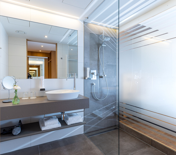 Bathroom 4, Hotel Katharinenhof COMFORT, Dornbirn