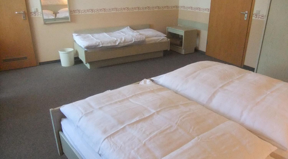 Bedroom, Hotel Kniep, Hildesheim
