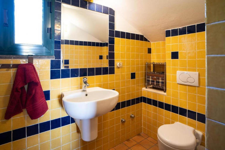 Bathroom 2, Villa Etna Pippo, Catania