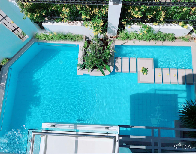 Swimming Pool 11