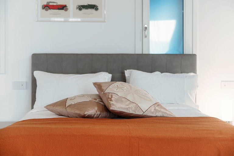 Bedroom 3, Numero 11 Piazza Amendola, Como