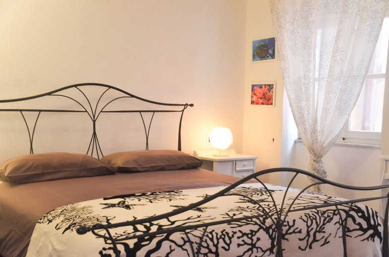 Bedroom 4, Demivie Guesthouse, La Spezia