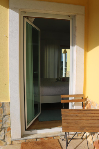 Others 2, Suite like Sweet-Refugio tranquilo, Torres Vedras
