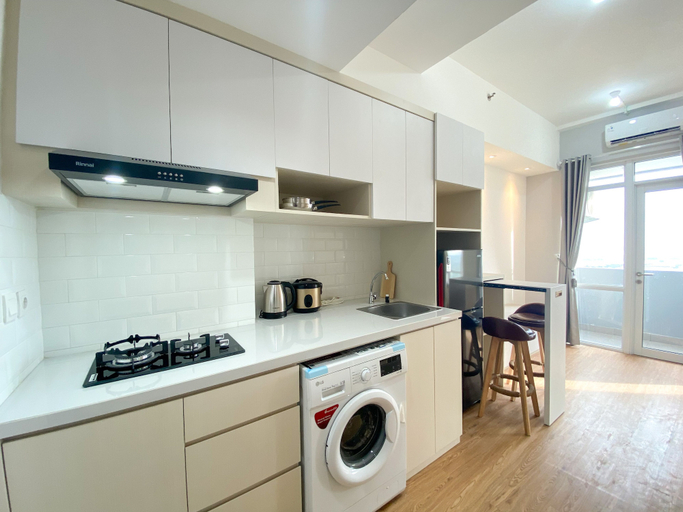 Others 4, Homey And Elegant Studio Vasanta Innopark Apartment, Cikarang