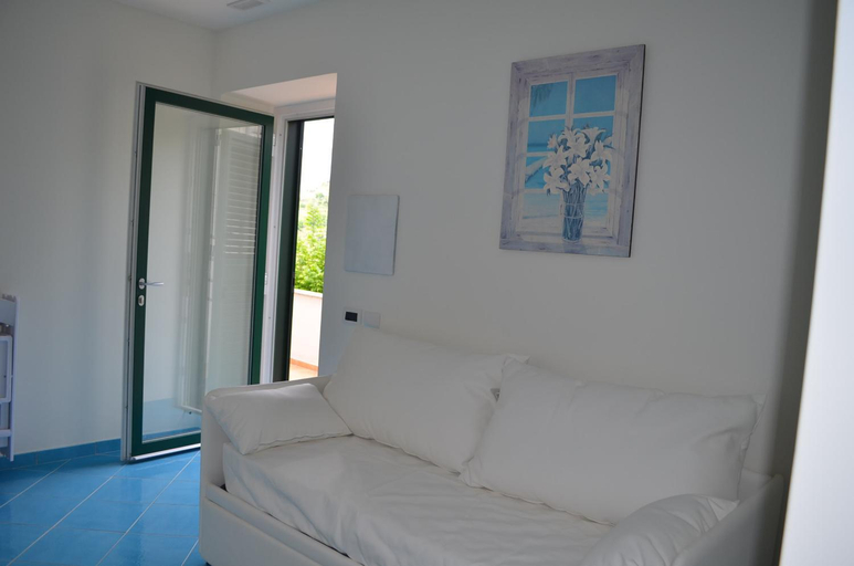 Others 5, B&B il vetraio, Salerno