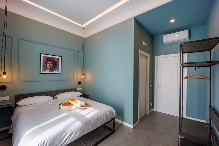 Bedroom 2, LE STANZE DI NAPOLI, Napoli