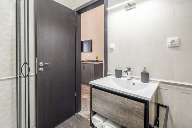 Bathroom 5, Budapest Marvelous Apartment, Budapesti