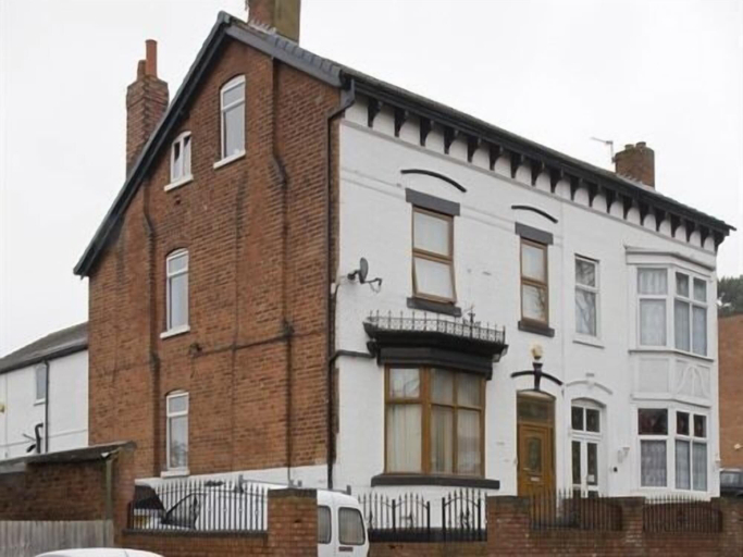 Exterior & Views 2, Oaklands, Wolverhampton