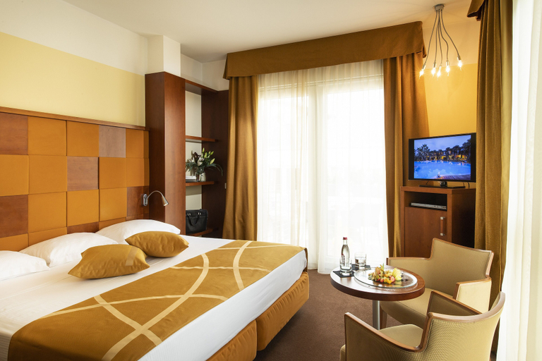 Bedroom 3, Color Hotel Style, Design & Gourmet, Verona