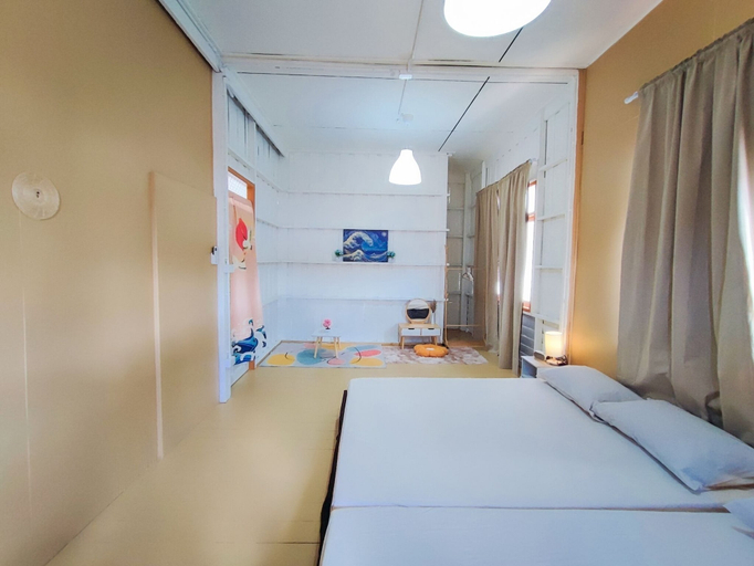 Bedroom 2, GAO Phala beachfront hostel & pool villa, Ban Chang