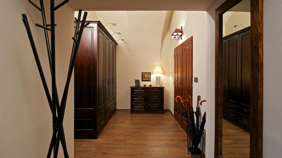 Others 5, Redfoxapartment Central, Klatovy