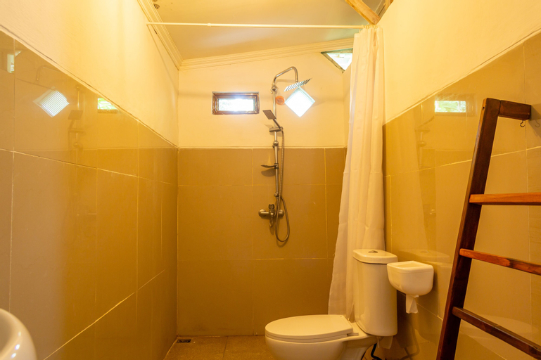 Bathroom 3