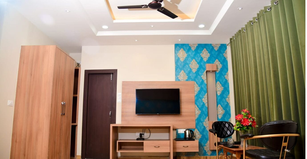 Others 5, Hotel Olive Crown, Lucknow