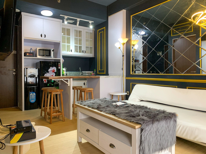 Dining Room 16
