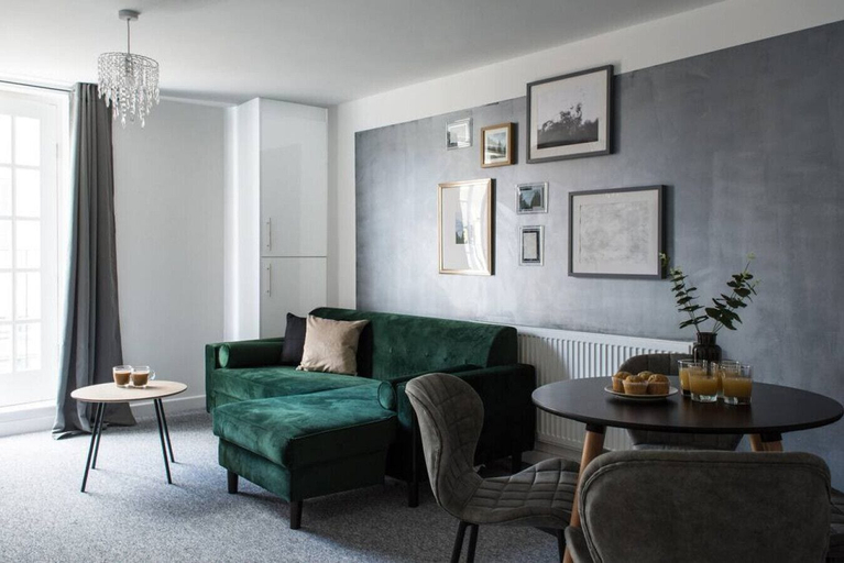 Others 3, 2 Bedroom Apt Leamington Spa, Warwickshire
