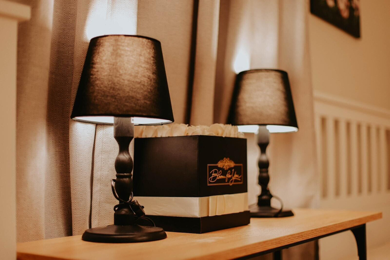 Others 3, The Sage Homestay, Budapesti