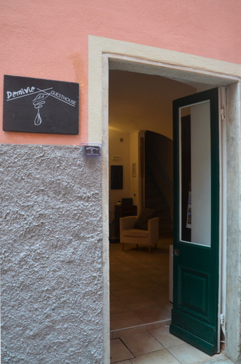 Demivie Guesthouse, La Spezia