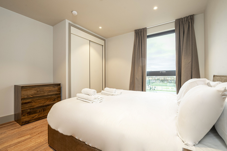 Bedroom 2, Chic Modern North London Flat, London