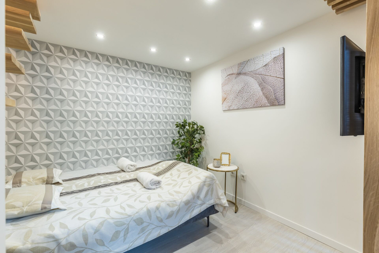 Bedroom 3, Lovely Apartment by National Museum, Budapesti