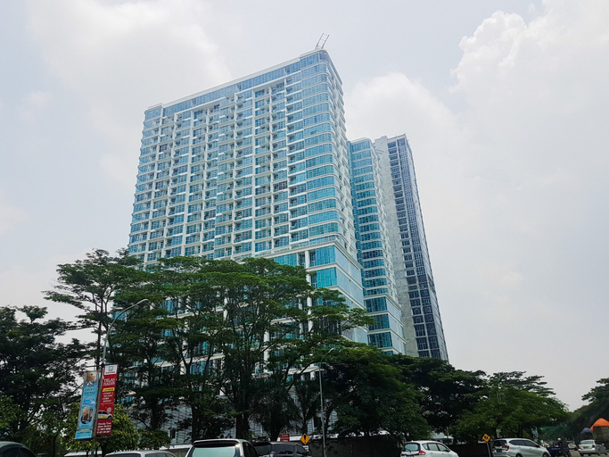 Exterior & Views, Chic and Spacious 2BR Apartment at Brooklyn Alam Sutera, Tangerang