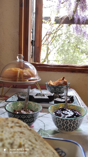 Food & Drinks, B&B La casina di Iris, Arezzo