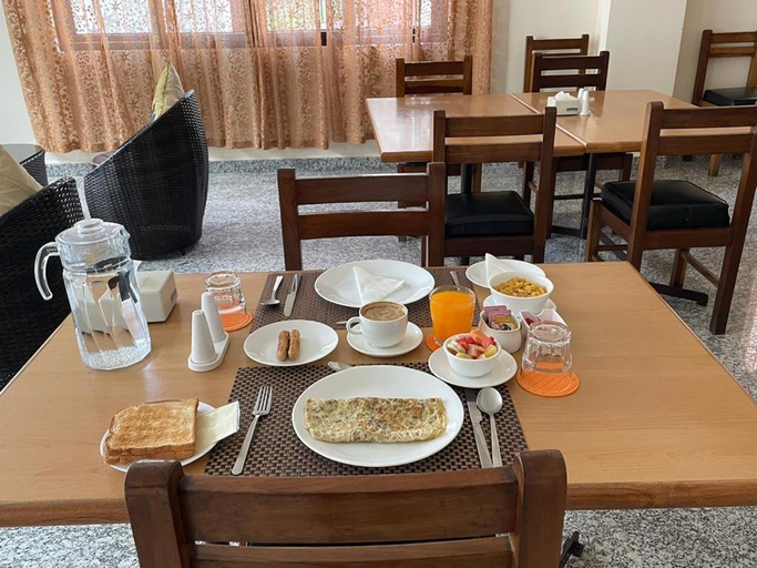 Food & Drinks, The Arbour Inn, East Khasi Hills
