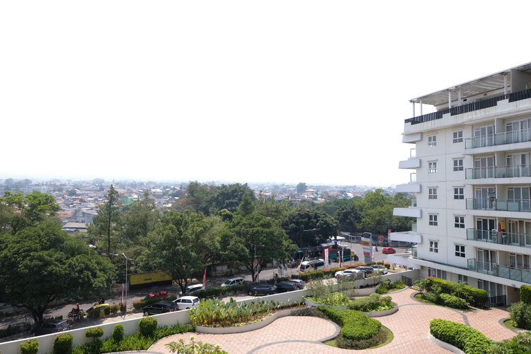 Exterior & Views 2, Comfy And Best Deal 2Br Apartment At Gateway Pasteur, Bandung