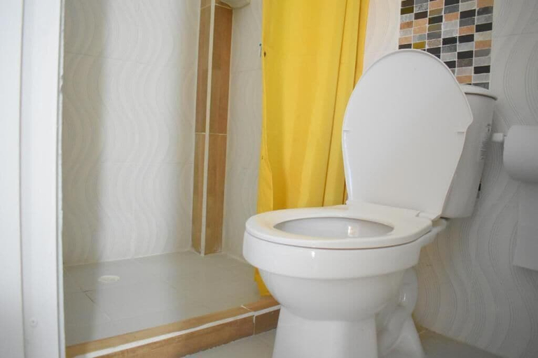Bathroom 2, Shaddai restaurante y hospedaje, Puerto Nare