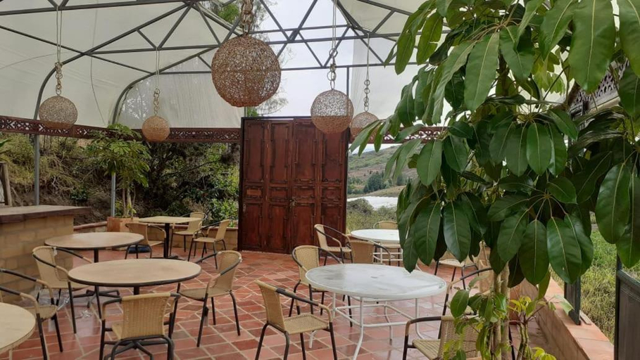 Food & Drinks 4, Hotel Suamena, Sáchica