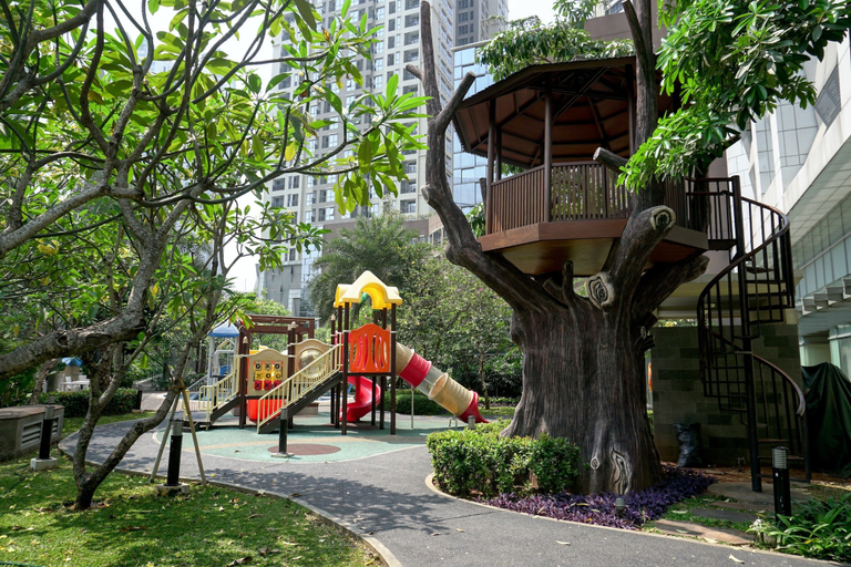 Exterior & Views, Golf View 2Br At The Mansion Kemayoran Apartment, North Jakarta