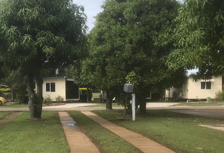Garden, Discovery Parks Ayr, Burdekin